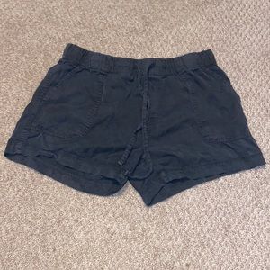 Gap shorts